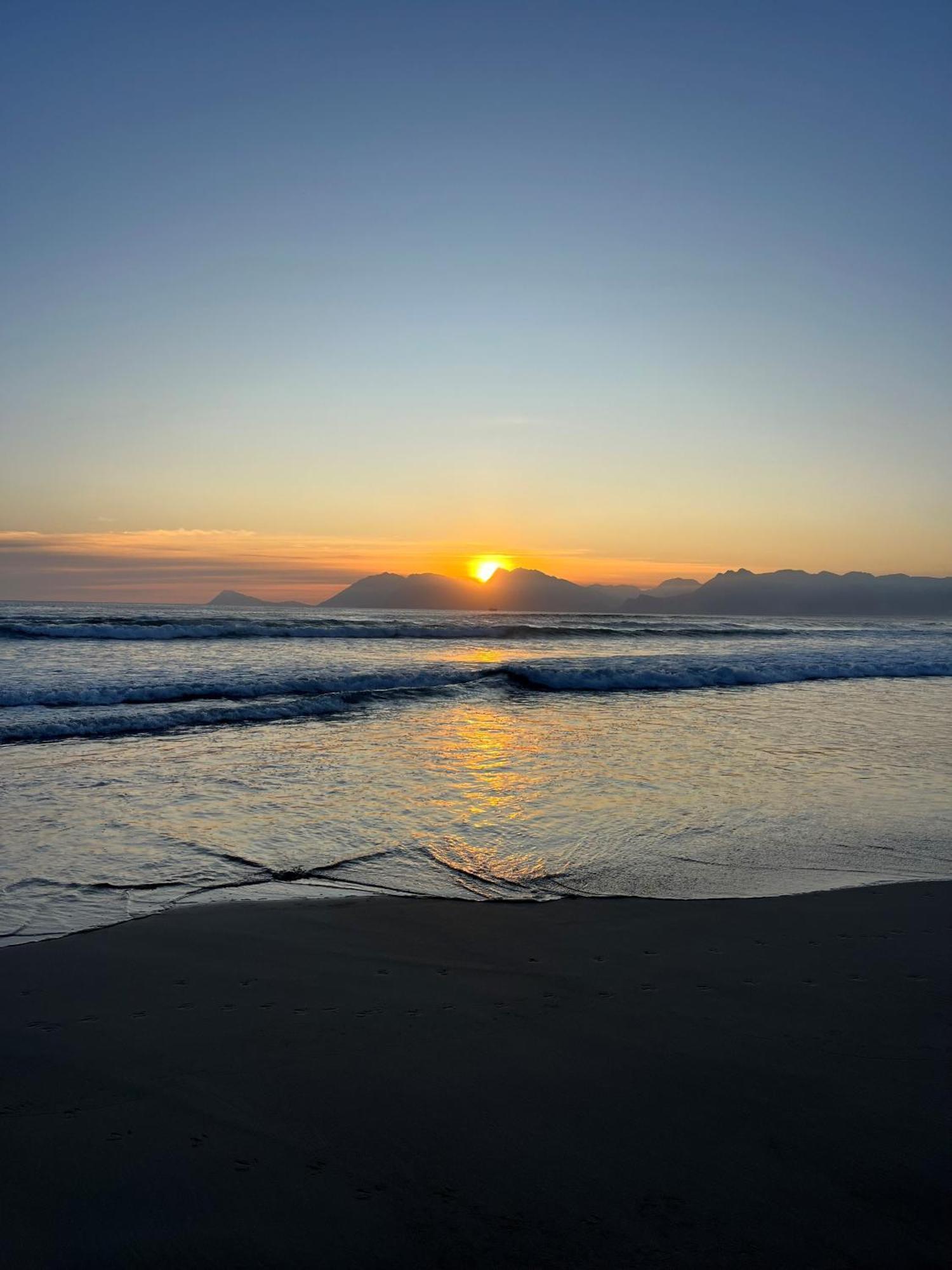 Serenity Self-Catering 2-Bed Unit Hermanus Eksteriør bilde