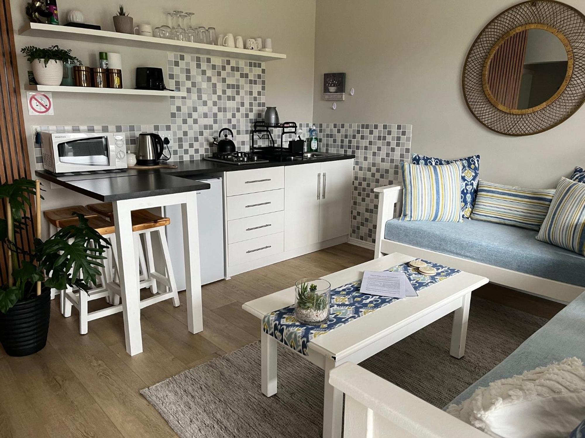 Serenity Self-Catering 2-Bed Unit Hermanus Eksteriør bilde